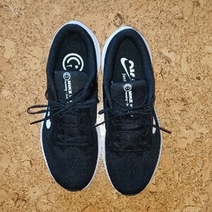 Nike Men's Air Winflo 10 Breathable Mesh Running Shoes Size 10.5 New W/O Box